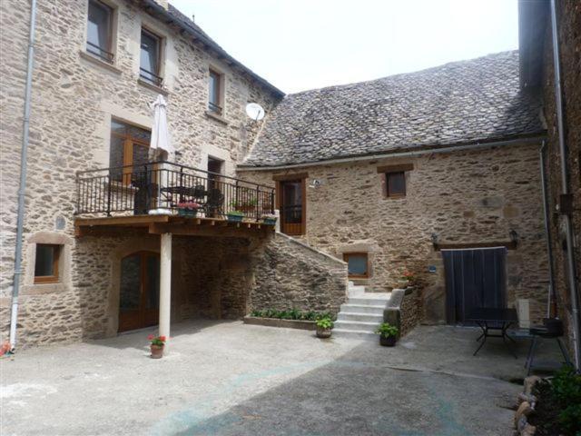 Belcastel  Gite Oustal מראה חיצוני תמונה