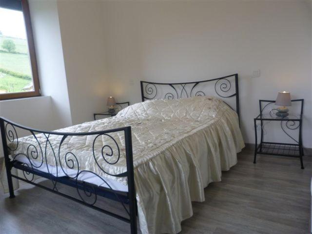 Belcastel  Gite Oustal מראה חיצוני תמונה